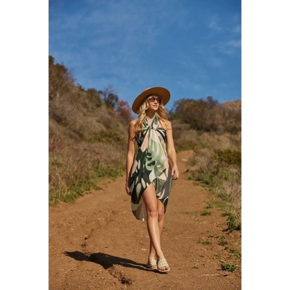 NWT!! VIRGINIA WOLF Wrap Tropical Cover Up Vacation Travel Botanical Beach